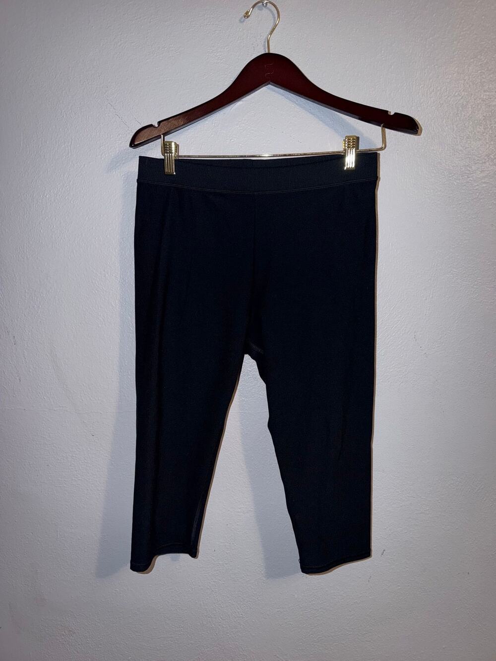 Alo Yoga High-Waist Airbrush Capri